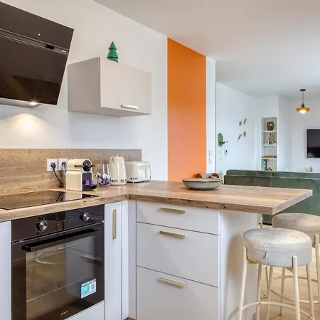 Les Mathurins F2 Unique Terrasse Parking Et Sport Apartamento