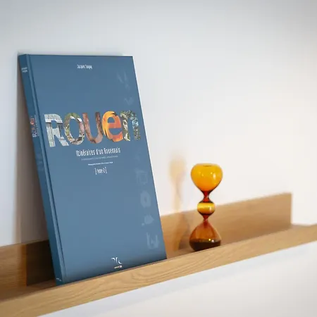 Les Mathurins F2 Unique Terrasse Parking Et Sport Апартаменты *