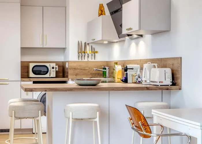 Appartement Les Mathurins F2 Unique Terrasse Parking Et Sport Rouen