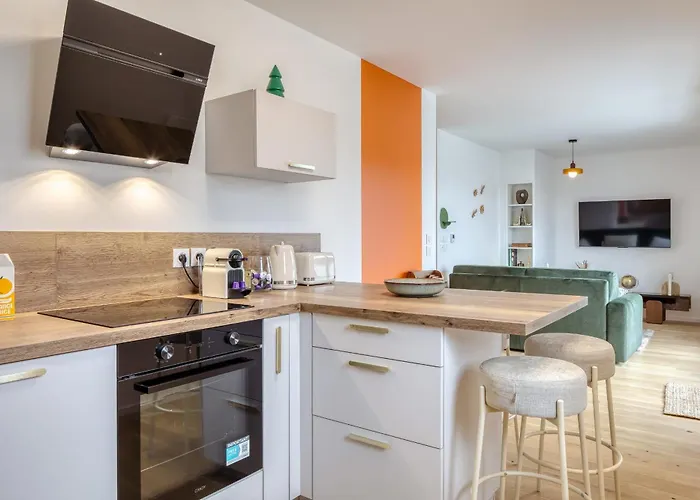 Les Mathurins F2 Unique Terrasse Parking Et Sport Appartement