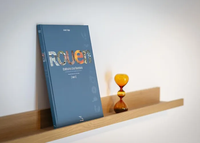 Les Mathurins F2 Unique Terrasse Parking Et Sport Апартаменты *